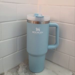Stanley Adventure Travel Quencher 40 oz, Aqua. NWT
